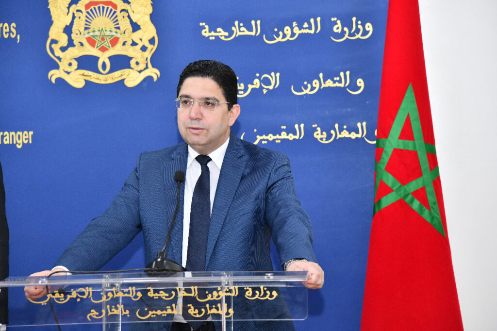 بوريطة يستعرض مع وزير الدولة البريطاني التطورات الإيجابية للعلاقات الثنائية