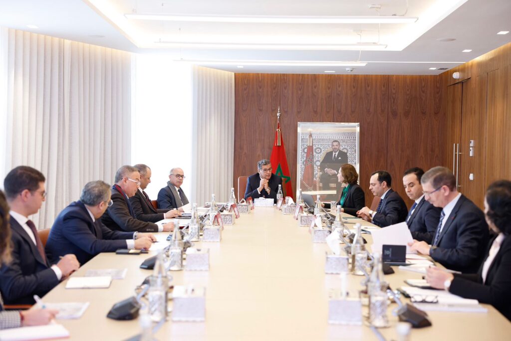 أخنوش يترأس أشغال اللجنة الاستراتيجية لـبرنامج “أوراش”