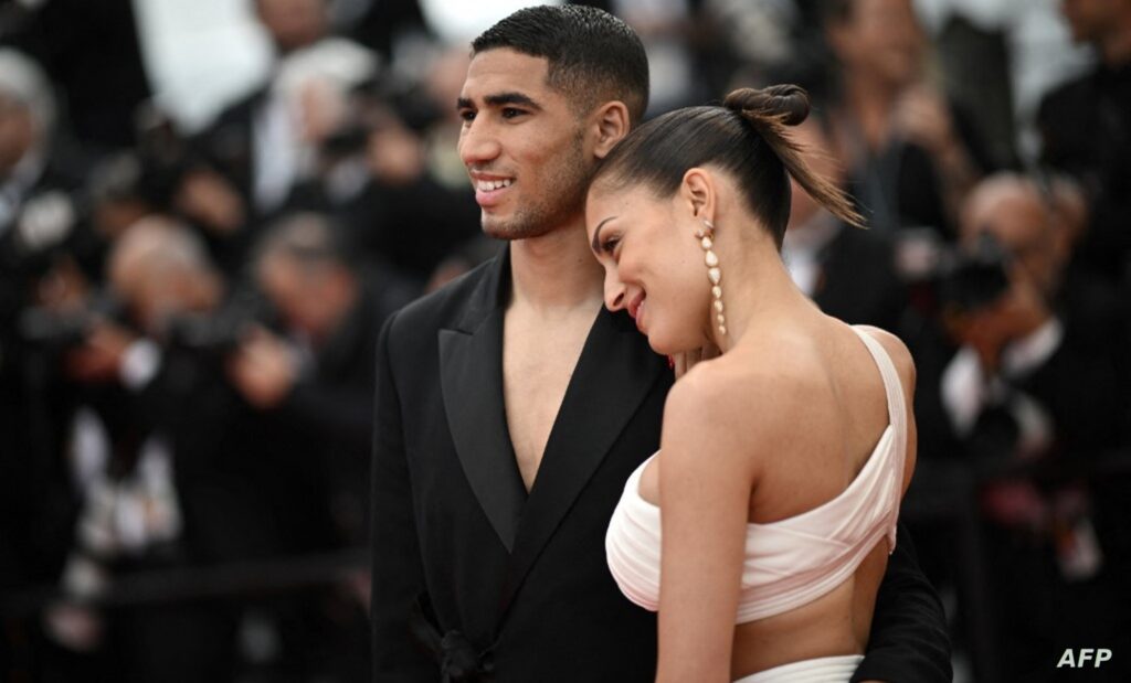 تفاصيل مثيرة .. زوجة حكيمي تطلب الطلاق