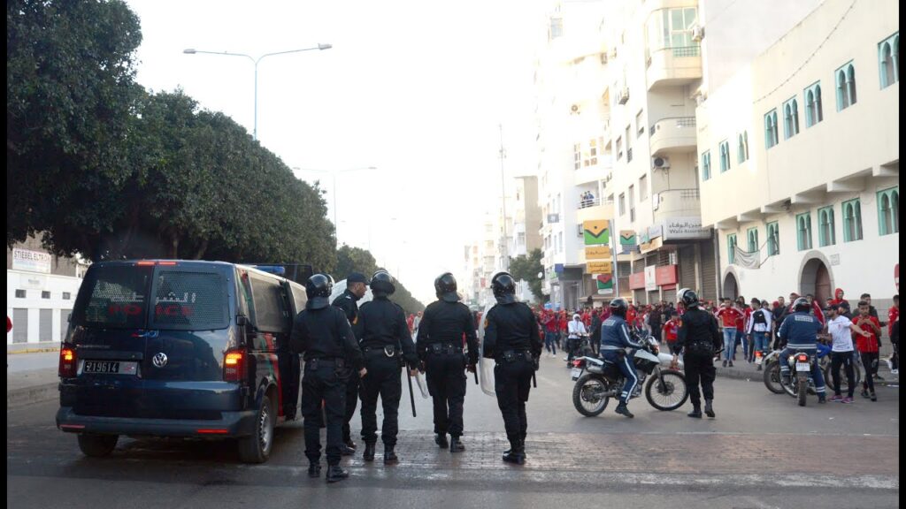 إيقاف 30 شخصاً على خلفية أحداث شغب مباراة الوداد واتحاد طنجة