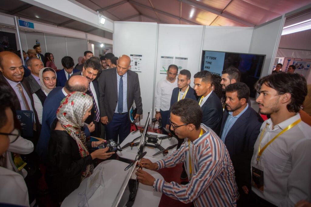 طلبة الطوبوغراف ينظمون الملتقى السنوى الثالث والعشرون