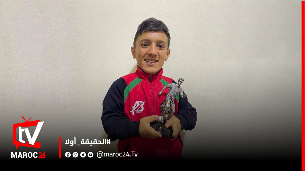 بعد تألقه في الكأس”الأفروآسيوية”.. أسامة زميزم يتحدث عن رحلته مع المنتخب الوطني لفئة قصار القامة (فيديو)