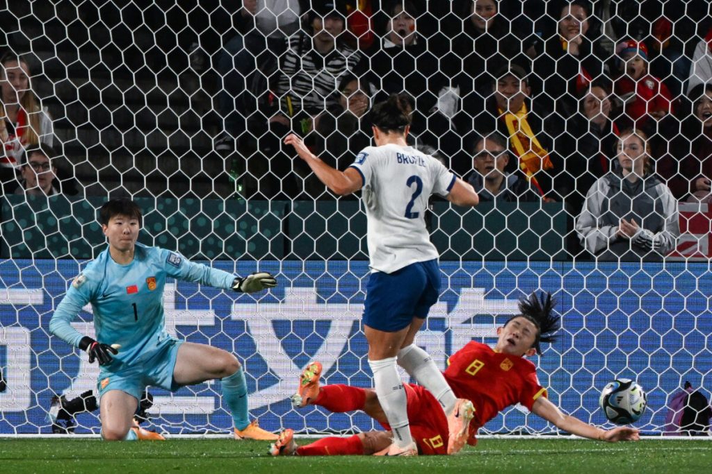 إنجلترا تقسو على الصين والدنمارك تتجاوز هايتي في مونديال السيدات