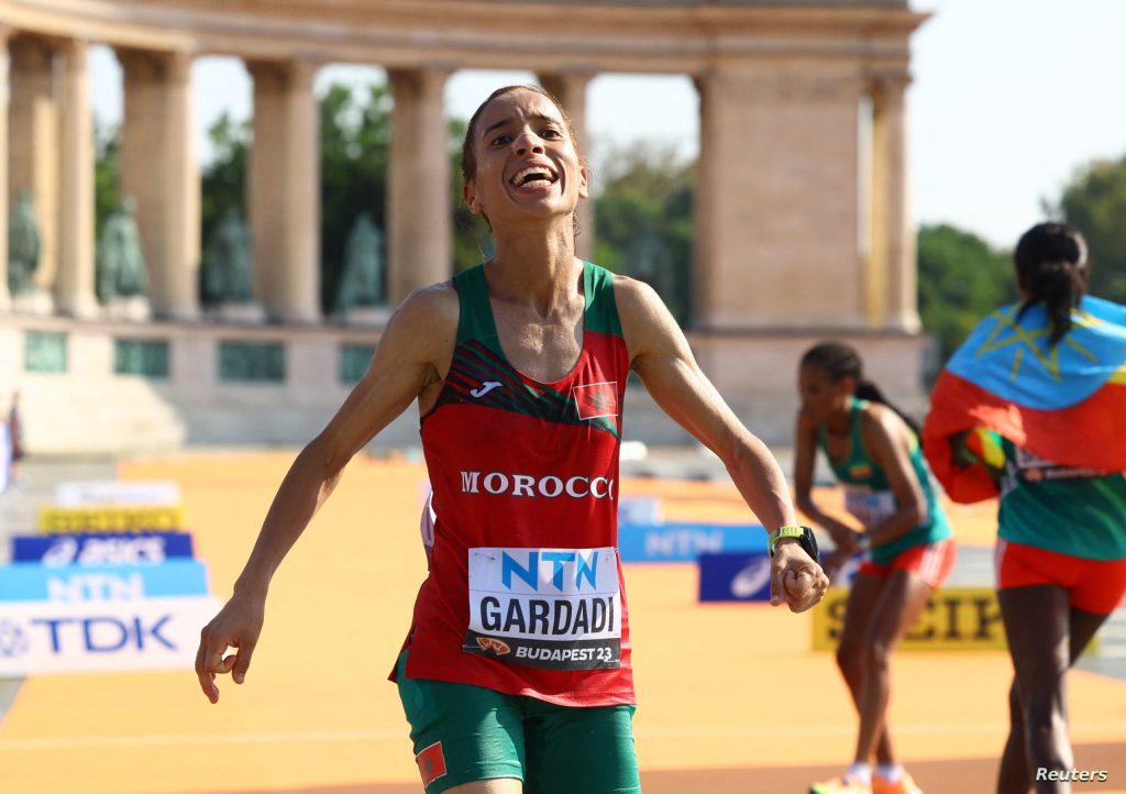 جلالة الملك يهنئ العداءة فاطمة الزهراء كردادي