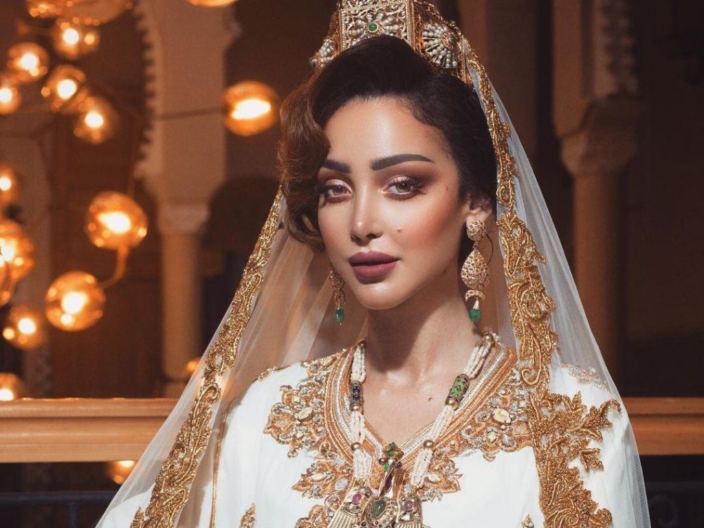 بسمة بوسيل تحذف كوفر أكذب عليك بسبب واقعة السعيدية