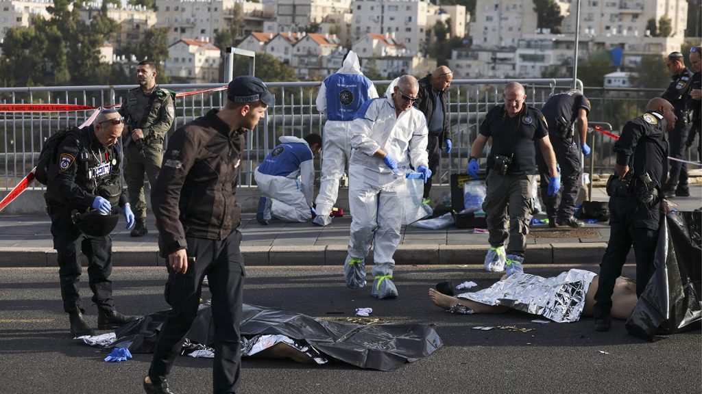 حماس تتبنى هجوم القدس وتتوعد بالتصعيد