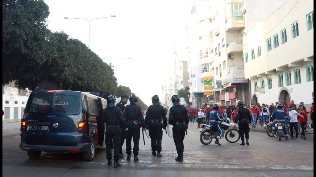 الشغب الرياضي يورط 25 شخصا بالبيضاء