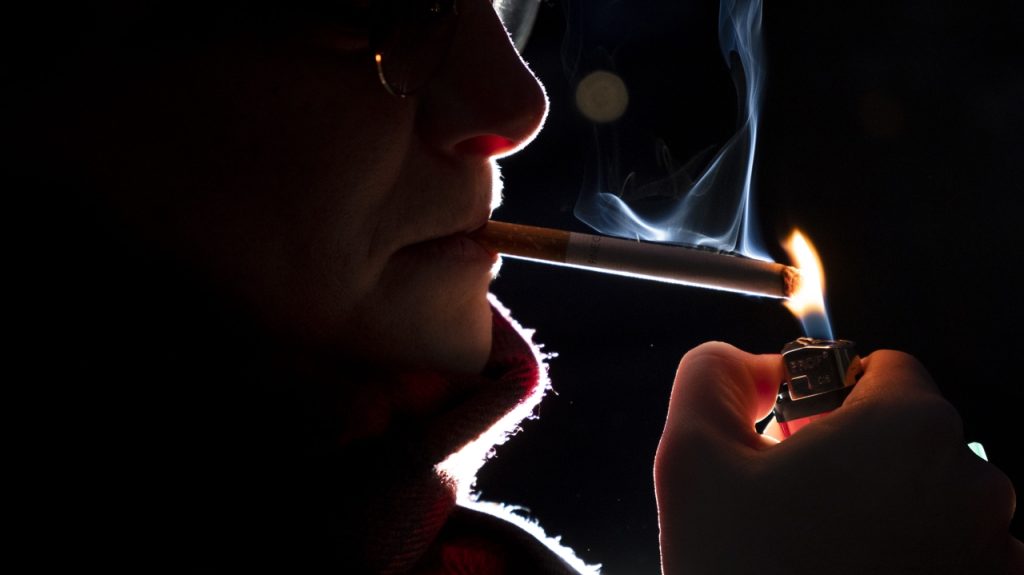 معايير جديدة لبيع السجائر بالمغرب