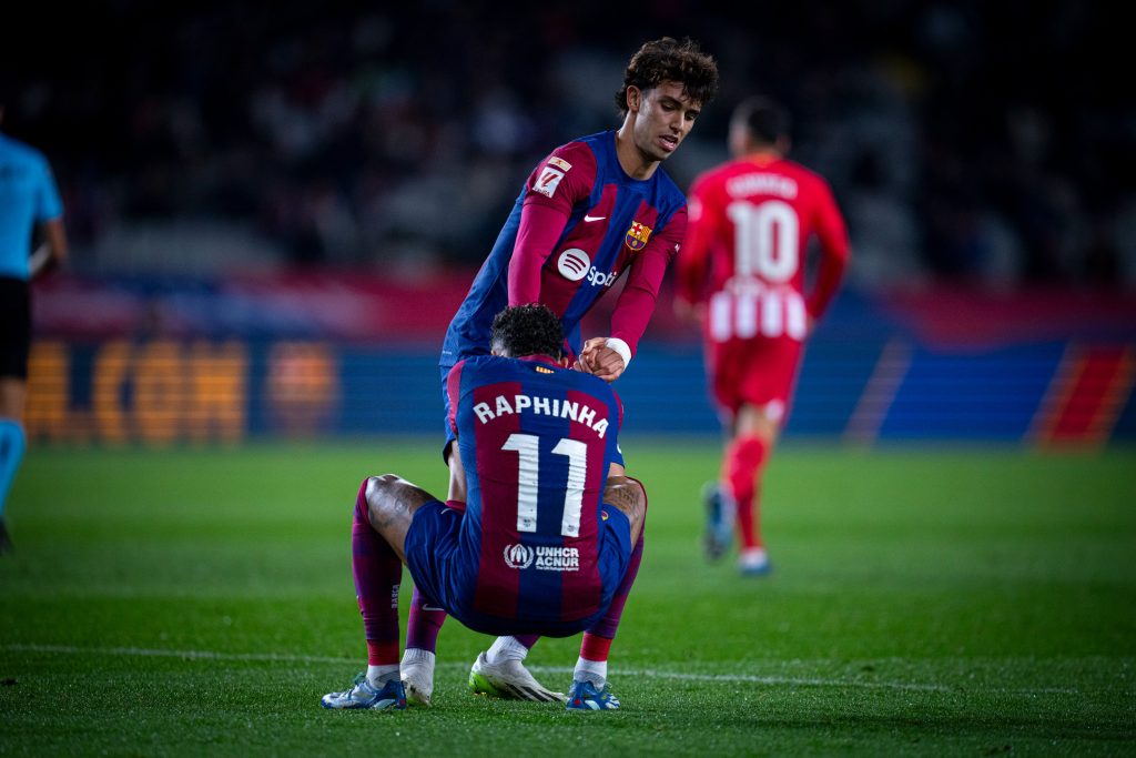 البارصا يستمر في نزيف النقاط بالدوري الإسباني و اللاعبون مجبرون على الاستحمام في منازلهم