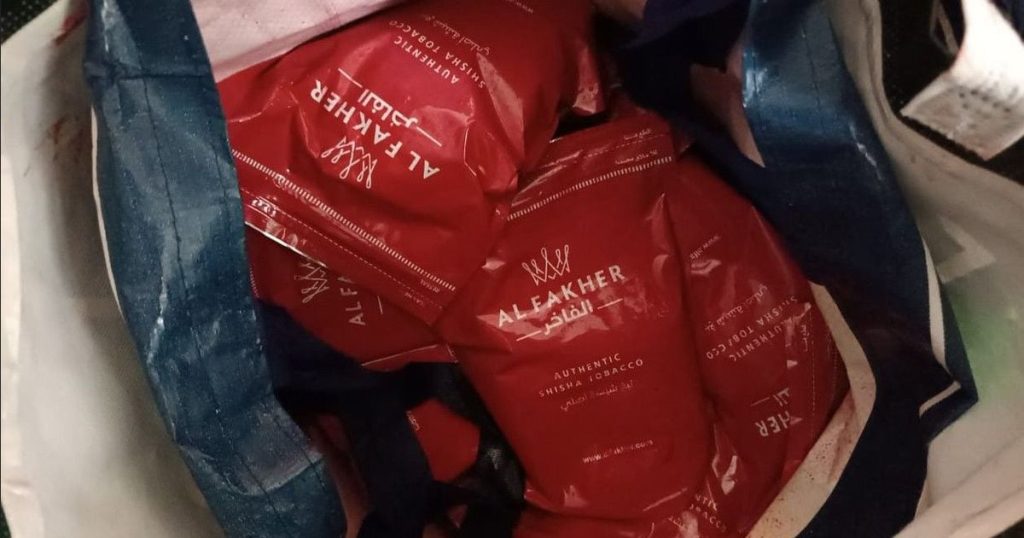 جمارك طنجة تحبط تهريب معسل فاخر