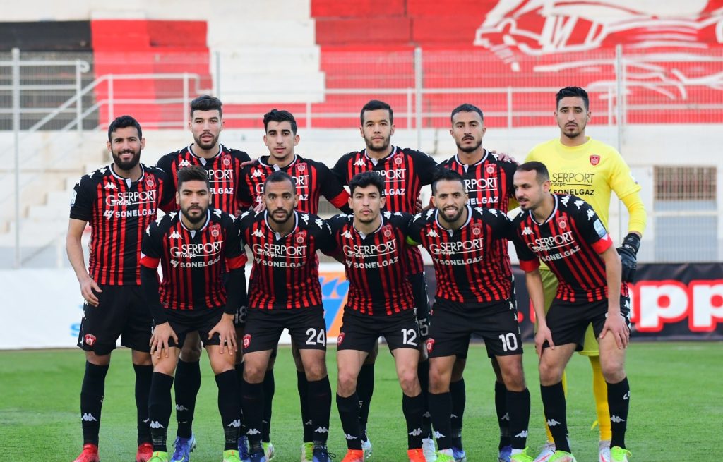 اتحاد العاصمة الجزائري يحط الرحال بمطار وجدة