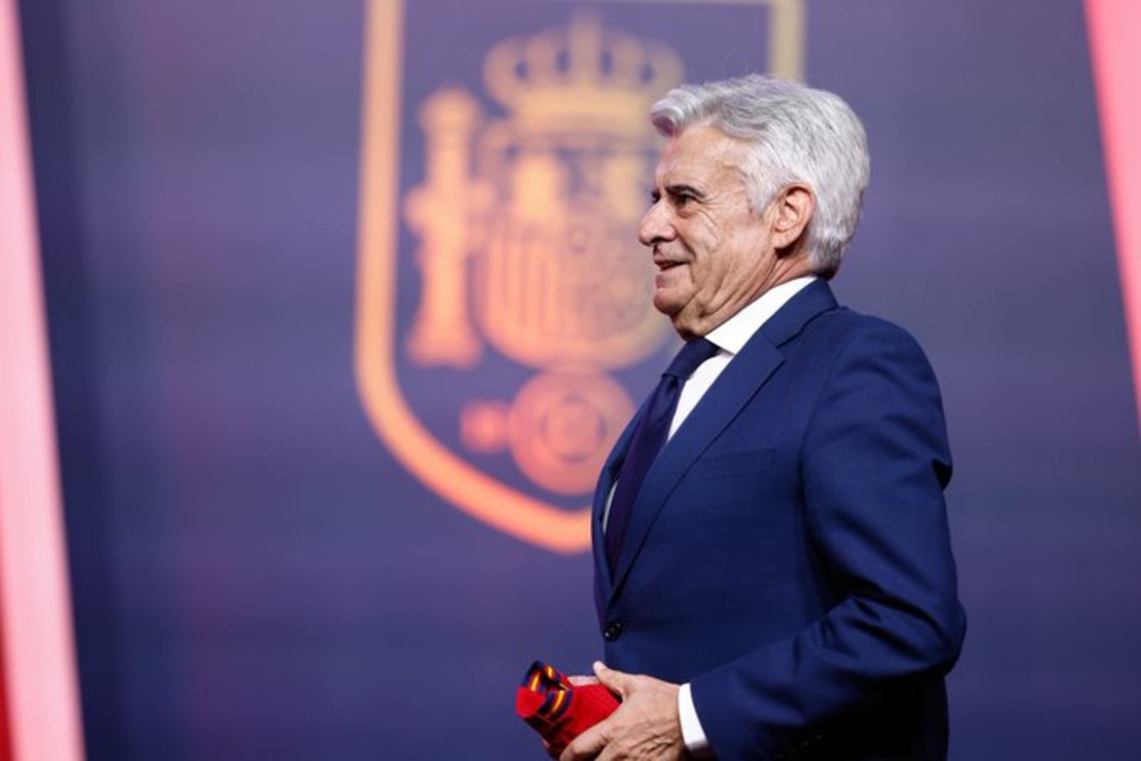 انتخاب رئيس جديد على رأس الإتحاد الإسباني لكرة القدم