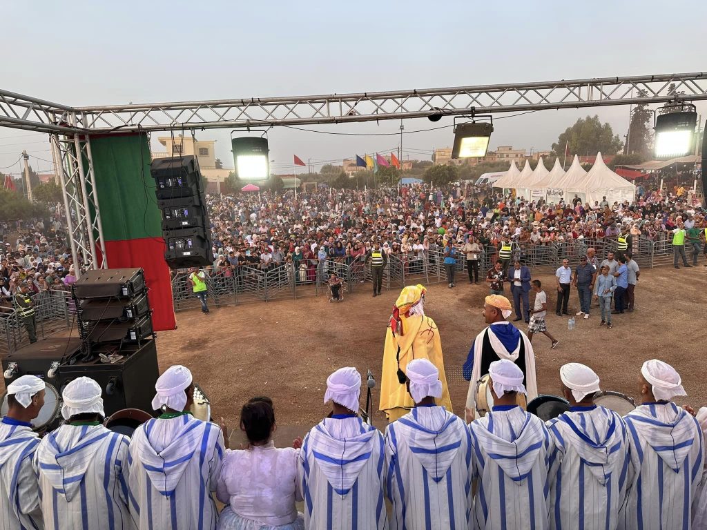 جمهور كبير في افتتاح مهرجان معلمة سوق الكور الأثرية بالحاجب