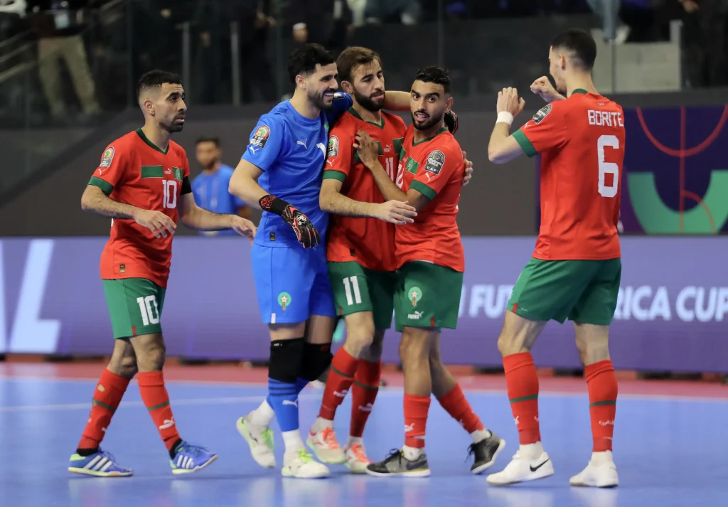 الدكيك يكشف عن اللائحة النهائية للمنتخب المغربي في كأس العالم