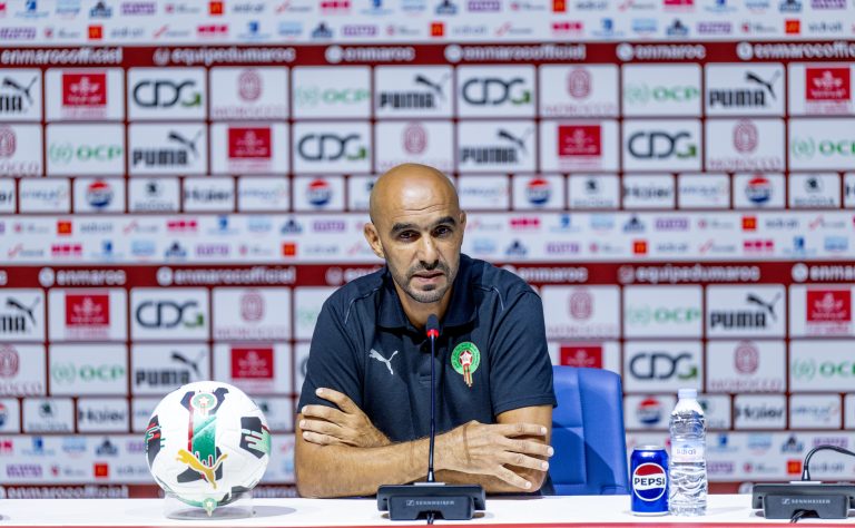 وليد الركراكي يوجه الدعوة لـ27 لاعبا للمباراتين الوديتين أمام الموزمبيق وأوغندا