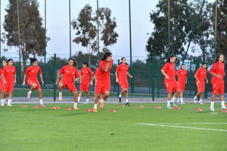 المنتخب الوطني النسوي لأقل من 17 سنة يختتم آخر حصة تدريبية قبل مواجهة كوريا الشمالية