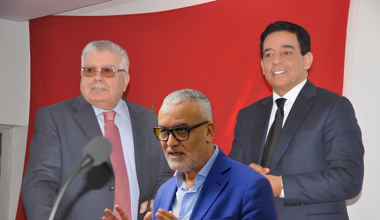 زلزال في بيت الحصان بطنجة .. الزموري يناور في الزمن الضائع والقيادة المركزية ترفع يدها عن أبرشان