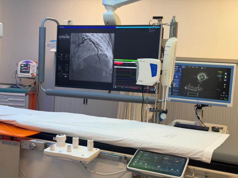 المركز الاستشفائي الجامعي بأكادير يعتمد تقنية IVUS المتطورة في جراحة القسطرة